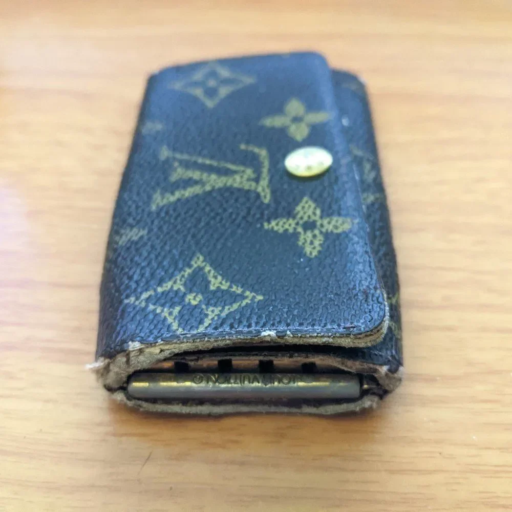 Louis Vuitton Monogram Key Holder/Wallet #798💥PRICE DROP💥